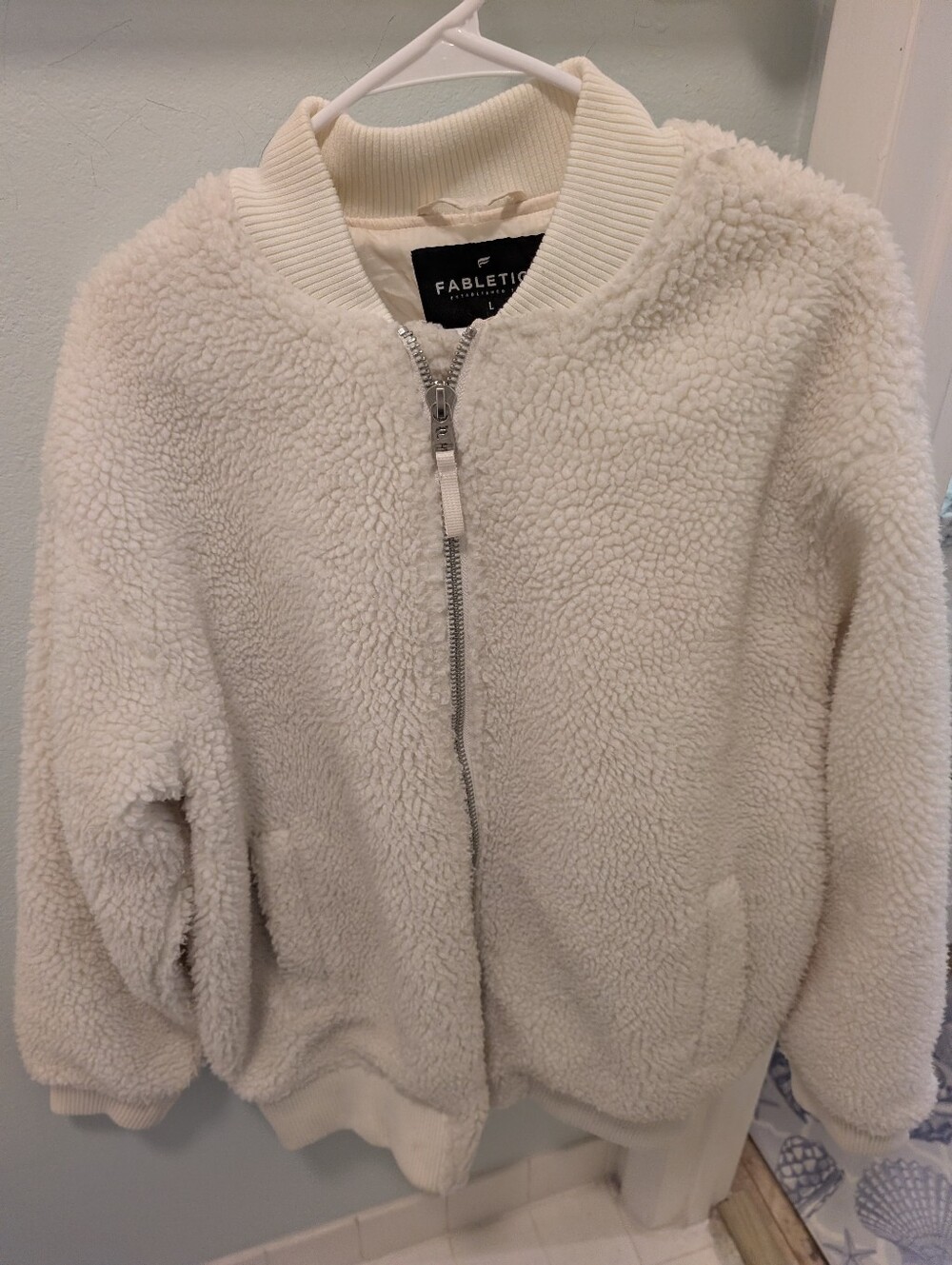 Fabletics WomensCream Sherpa Puffer Jacket Size L